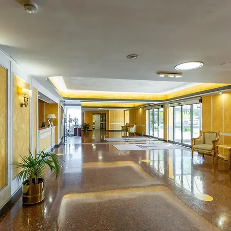 Gasthuis Laura's A Due Passi Dal Vaticano 4*